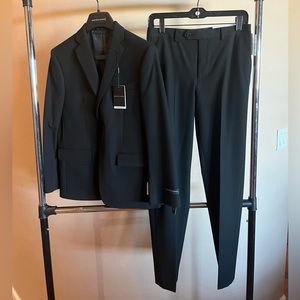 Saks Fifth Ave Boys Suit 16R Black w/Dress shirt